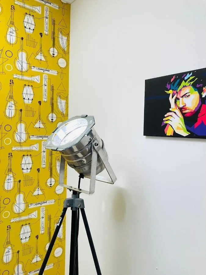 Funky Unique 2-Bedroom Apartment With Parking Brighton 0*,